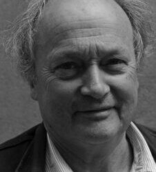 TOUS ÉGAUX ? …PAS TOUT À FAIT !